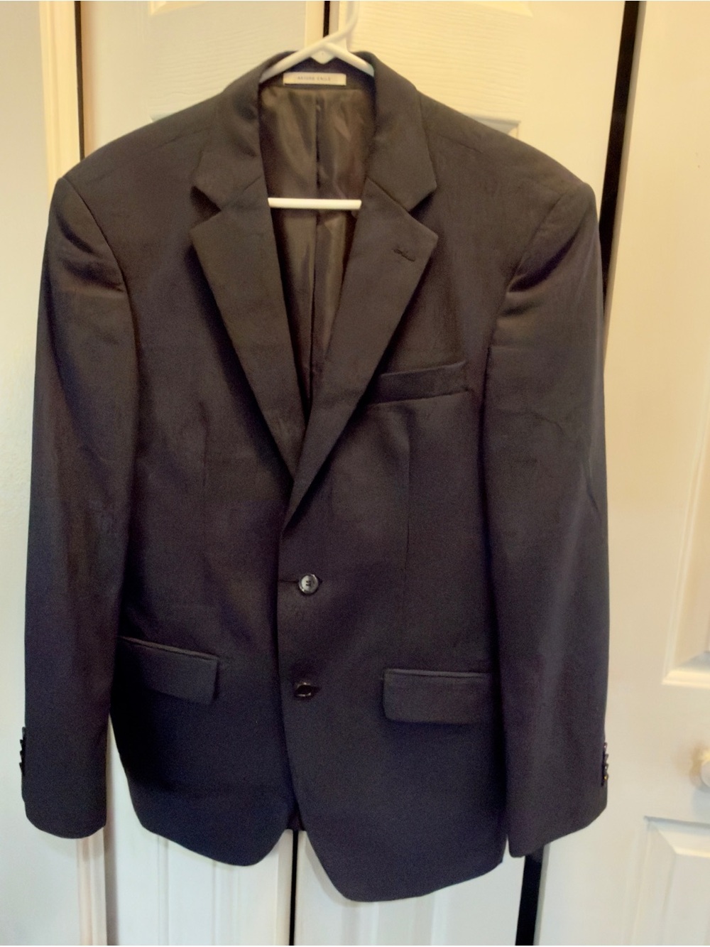 Men's Tailored Black Sport Coat - Classic Two-Button Blazer